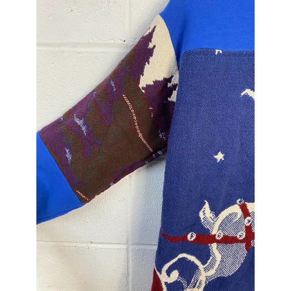 VTG Christmas Deer Reworked Hooded Sweatshirt Sz M - Picture 3 of 5